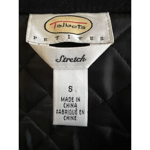 Talbot’s Quilted Button Down Light Weight Coat - Picture 4 of 9